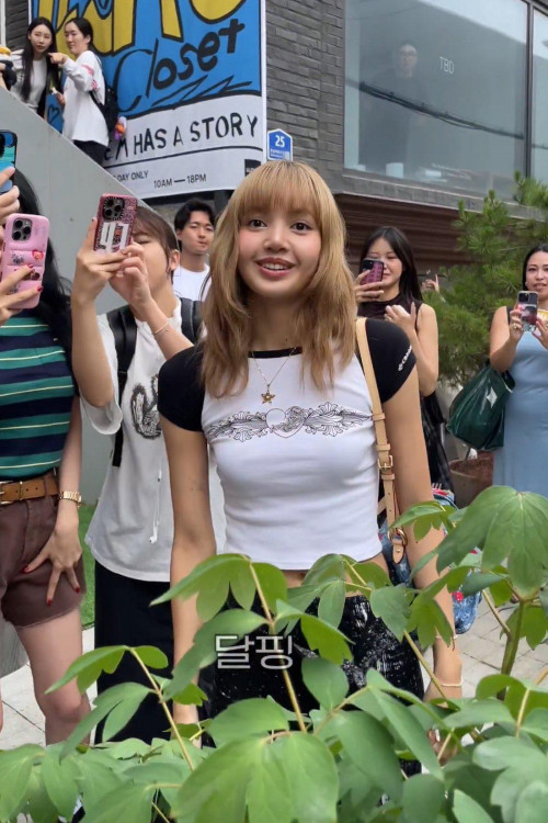 Lisa (BLACKPINK) và Frédéric Arnault
