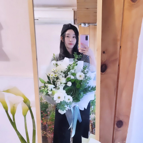 Lee Seo Yi trong một khoảnh khắc đẹp.