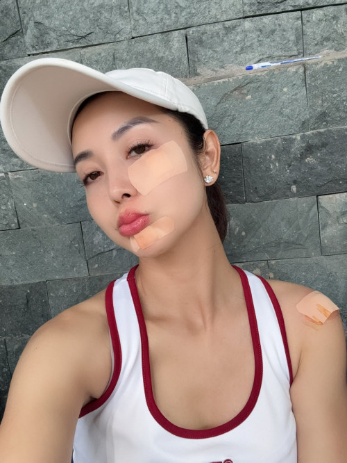 Jennifer Phạm tham gia thi đấu pickleball