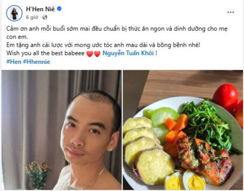 H'Hen Niê chia sẻ món quà sinh nhật.