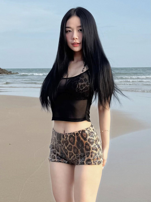 Cindy Lư xinh đẹp