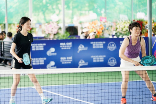 Host social là nghề gì mà chỉ cần "gom" đủ người ra sân Pickleball cũng kiếm được triệu mỗi tháng?