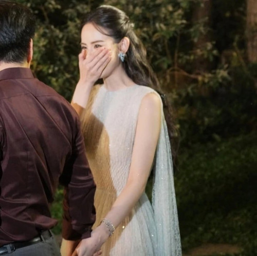 Nhan sắc của "Kim Tae Hee Việt Nam" vừa trở thành nàng dâu hảo môn- Ảnh 9.