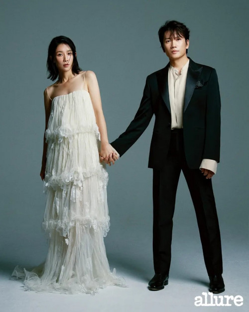 Ji Sung & Lee Bo Young