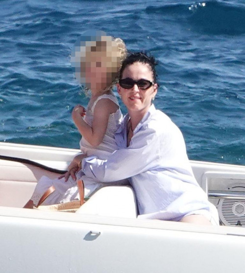 Katy Perry và Michael Kives