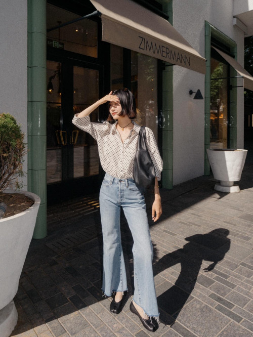 Quần jeans ống suông