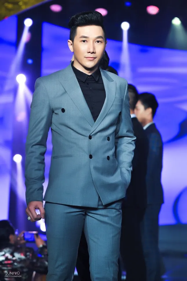 Người mẫu Nam Phong.