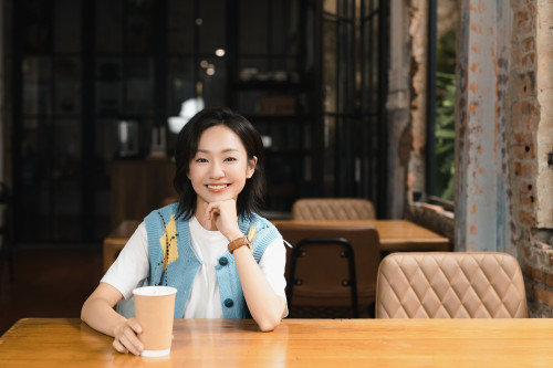 Hoàng Hà: Có người trong ngành đè nén, ép buộc, muốn tôi là của họ