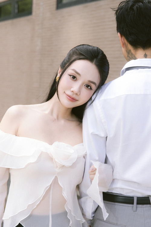 Đạt G và Cindy Lư tại buổi phỏng vấn
