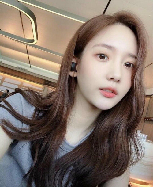 Han Seo Hee trong buổi phỏng vấn.