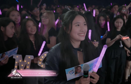 Jenny Huỳnh xuất hiện tại chương trình Em Xinh Say Hi