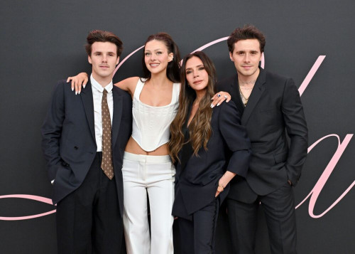 Drama gia đình Beckham bùng nổ: Cruz đá xéo Brooklyn chỉ bằng 3 từ sắc lẹm!