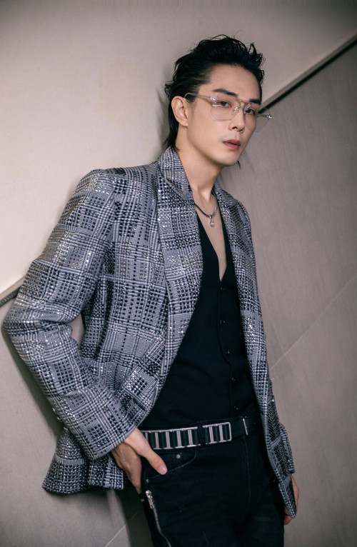 Giám khảo show Trung Quốc chấm điểm thấp khó hiểu cho Phương Mỵ Chi, tranh luận trái chiều khắp MXH- Ảnh 12.