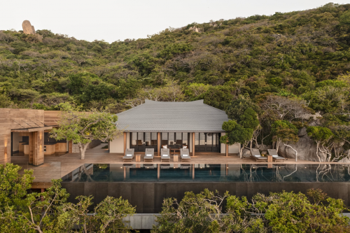 Celeb đầu tiên khoe hương vị villa