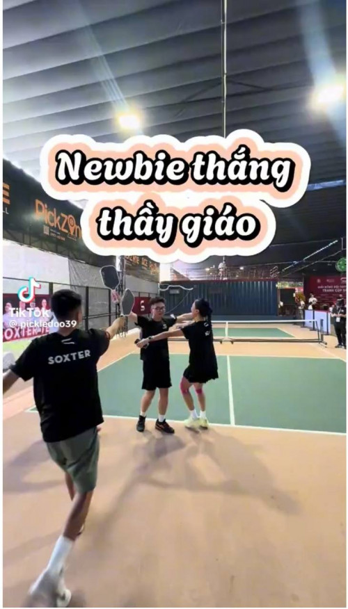 Hóng drama Pickleball Hà Nội: Thầy thu 300k/giờ