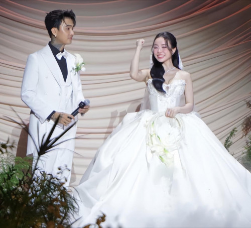 Cindy Lư và Đạt G trong tiệc cưới