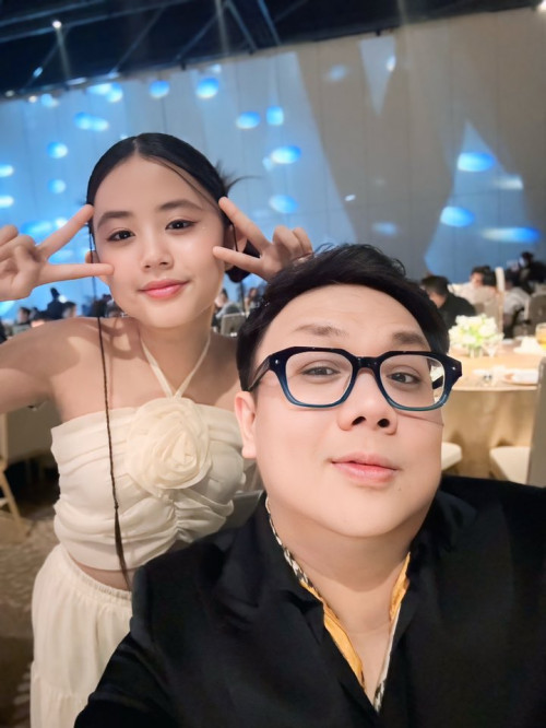 Gia Bảo tại đám cưới lần 2 của em gái