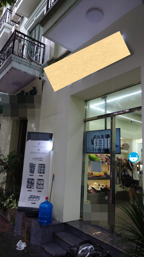 Khách Hàn gây xôn xao tại quán photobooth - Ảnh 2.