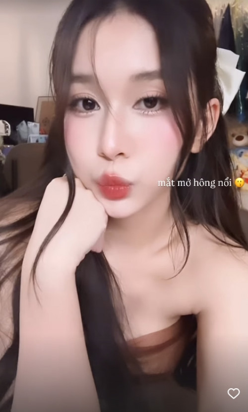 Hình ảnh Đinh Nhi
