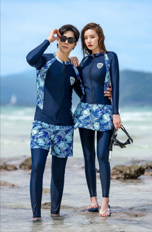 Phụ nữ Hàn mặc bikini- Ảnh 1.