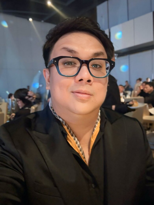 Gia Bảo chúc phúc cho người cũ của Cindy Lư.