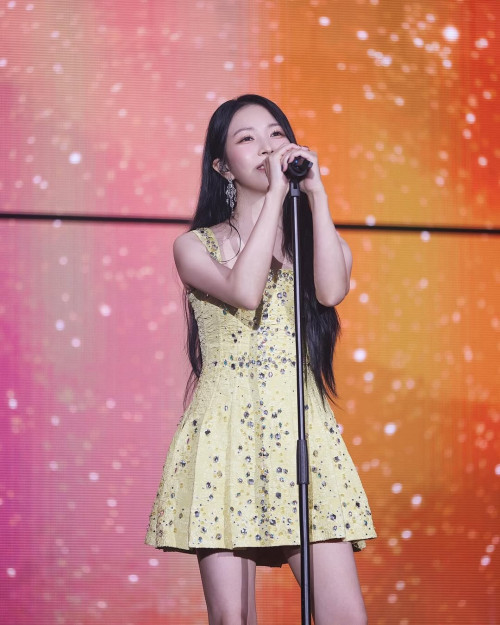 Nữ hoàng nhạc pop bị hoãn tour