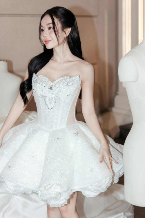 Cindy Lưu - bí quyết giữ dáng