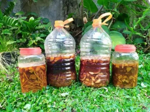 Những thói quen trong nhà bếp gây hại cho sức khỏe.