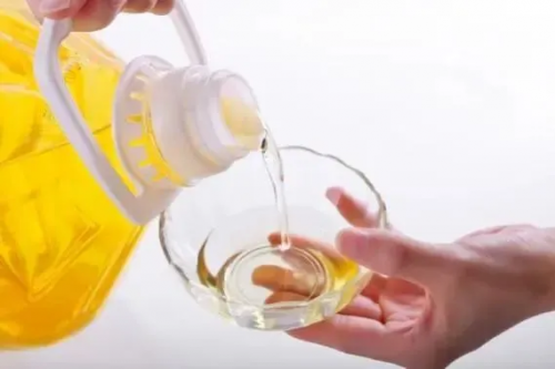 Những thói quen trong nhà bếp gây hại cho sức khỏe.