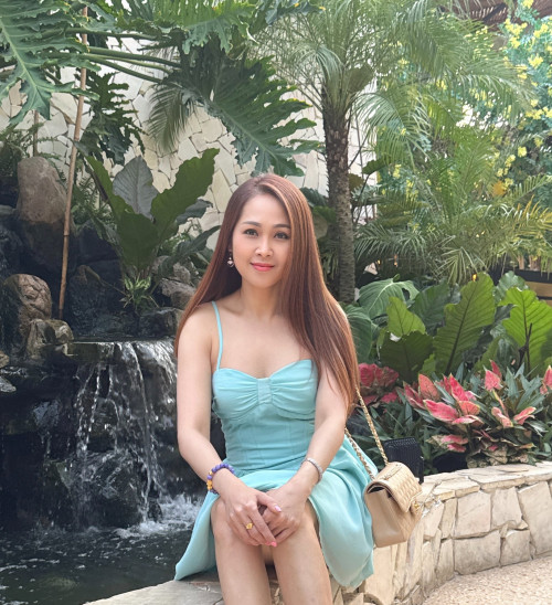 Minh Thư - vẫn quyến rũ và trẻ trung