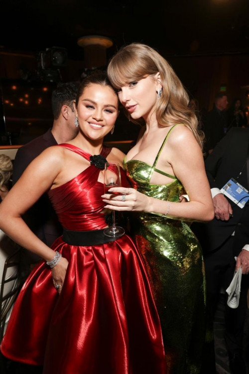 Taylor Swift - Selena Gomez