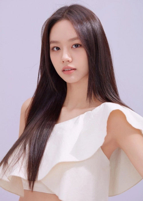 Lee Hyeri da mộc đẹp mịn gây sốt