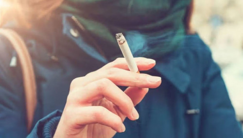 Hút thuốc có hại cho sức khỏe.