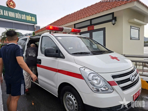 Cập nhật vụ lật tàu du lịch ở Vịnh Hạ Long, Quảng Ninh mới nhất: Vớt được 3 thi thể - Ảnh 3.