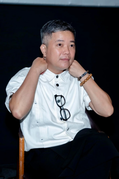 Hoàng Mèo.
