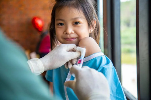 Tiêm vắc xin xin HPV từ 9 tuổi có sớm quá không?
