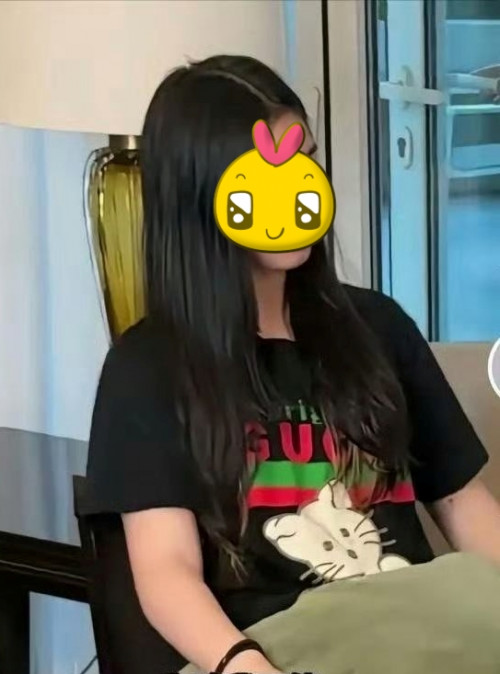 Hoàng Thiên Linh - quyết định theo đuổi ước mơ làm idol