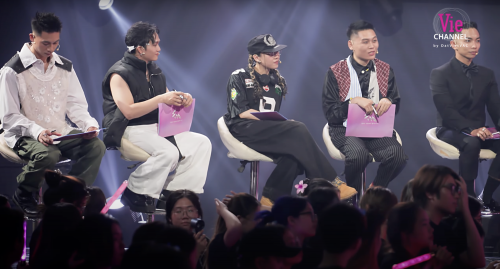Em Xinh Say Hi: Xinh thì rất xinh, nhưng nên giảm bớt chuyện này thì hơn!