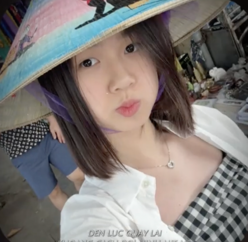 Hiền Mai và bạn bè