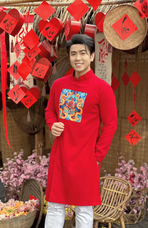 Akira Phan