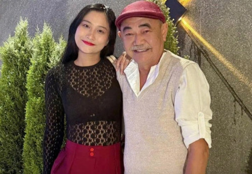 Chân Chân, bạn gái NSND Việt Anh