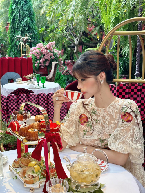 Mỹ nhân gen Z Vbiz hưởng đặc quyền như phú bà hào môn, vướng 2 tin đồn mãi chưa có lời giải- Ảnh 6.