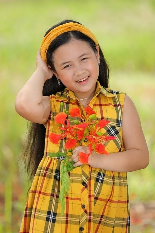 Ngân Chi - Con gái Trấn Thành