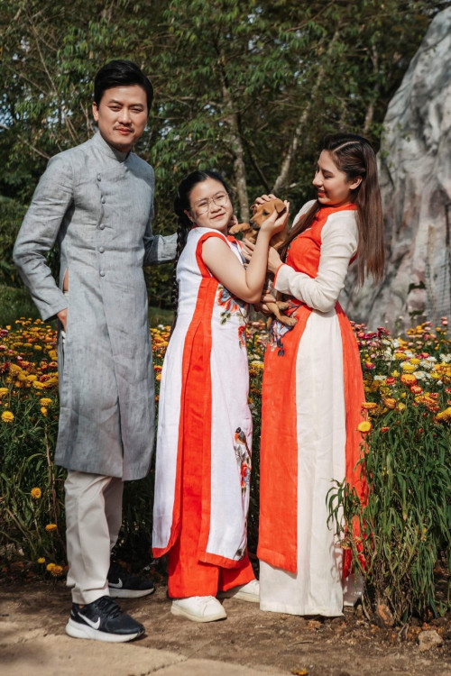 Ngân Chi - Con gái Trấn Thành