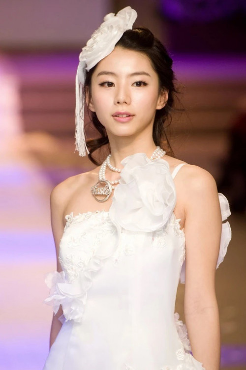 Hình ảnh hiện tại của Park Soo Jin