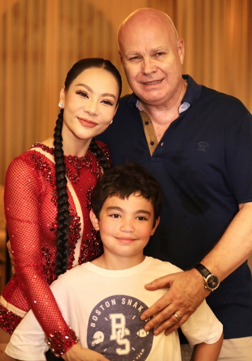 Cuộc sống hạnh phúc của Thu Minh.