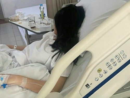 Cô Tứ khổ sở vì thân hình như ông già 80.