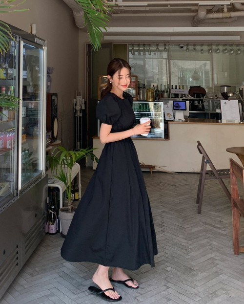 Váy tay bồng cho mùa thu.