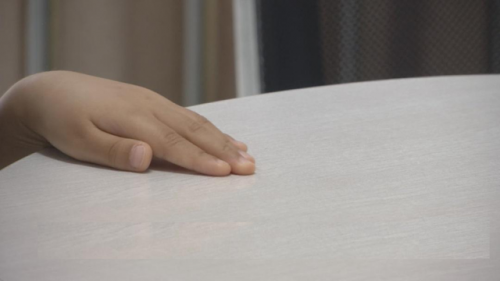 Bé gái 6 tuổi dậy thì sớm.