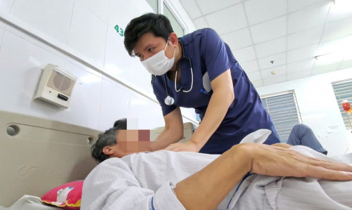Ghi nhận 2 ca viêm màng não do liên cầu khuẩn lớn ở miền Bắc, cả hai đều mất tính lưỡng vĩnh viễn- Ảnh 1.